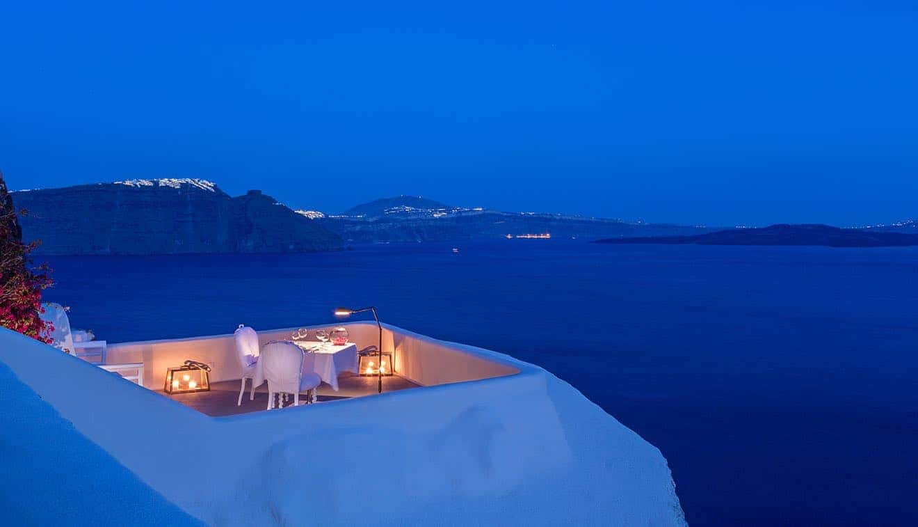 23 Best Restaurants in Santorini (2026 Tried & Tested)